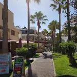 Апартаменти Cool Duplex In Playa Americas Плайя-де-лас-Амерікас